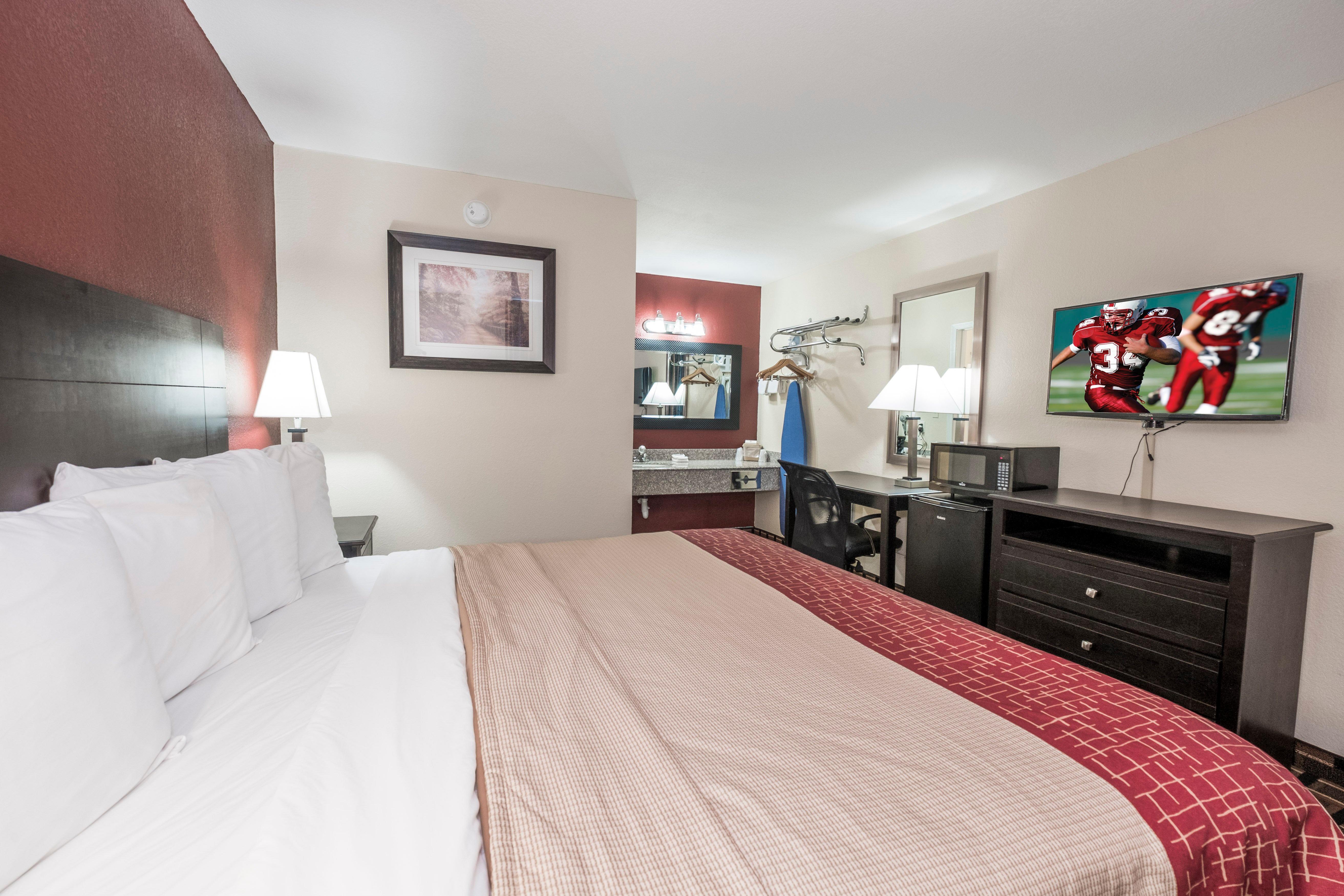Red Roof Inn Mobile - Midtown Экстерьер фото